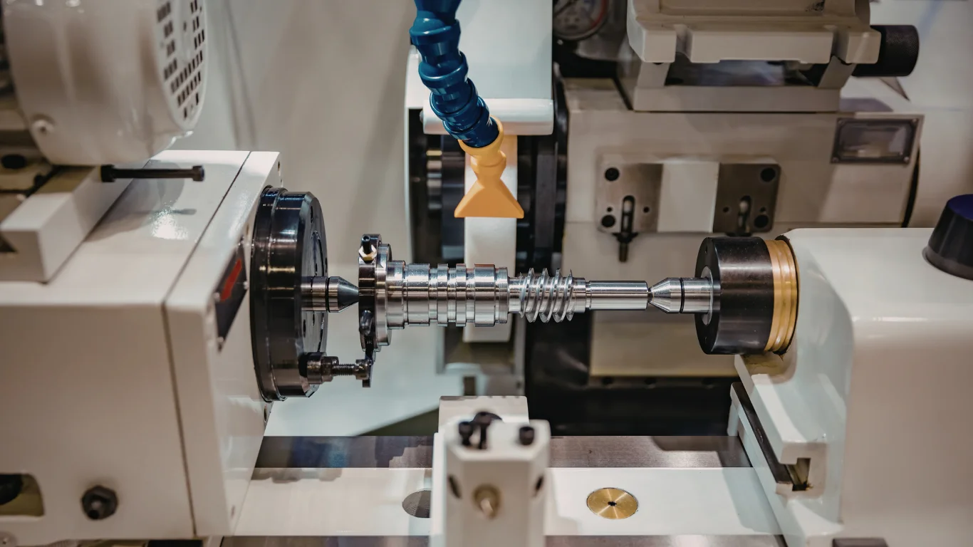 Biểu đồ cột thể hiện tỷ lệ giảm thời gian sản xuất của các công ty sau tối ưu hóa lắp ráp